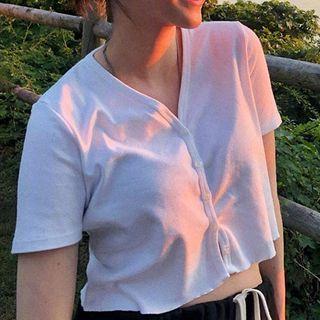 Buttoned Short-sleeve Cropped T-shirt