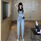 Plain Tank Top / Cropped Jumper Jeans
