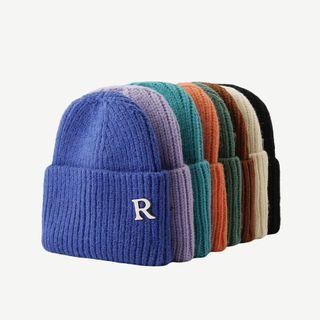 Letter R Brooch Knit Beanie