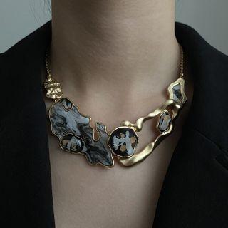 Asymmetrical Alloy Necklace