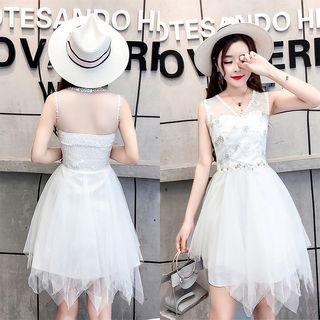 Sleeveless Mesh Panel V-neck A-line Dress