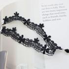 Faux Gemstone-charm Lace Choker