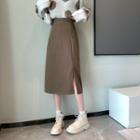 Plain Open-side Slit A-line Midi Skirt