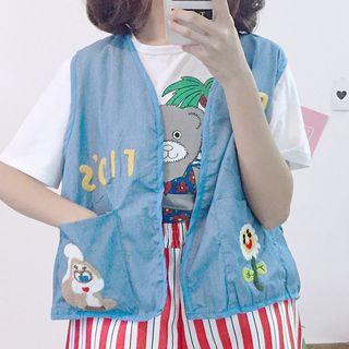 Applique Vest / Short-sleeve Printed T-shirt / Striped Shorts