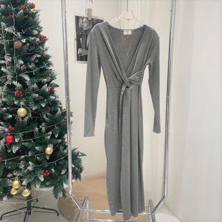 Long-sleeve V-neck Plain Slim-fit Dress Gray - One Size