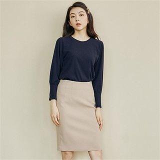 Round-neck Pintuck-cuff Top