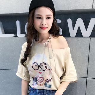 Set : Print Open Shoulder Short-sleeve T-shirt + Embroidered Denim Shorts