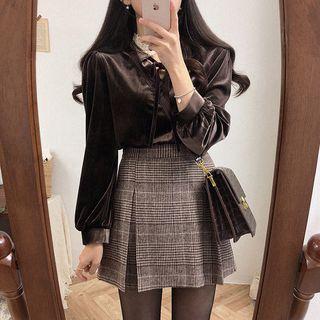 Long-sleeve Tie-waist Lace Trim Blouse