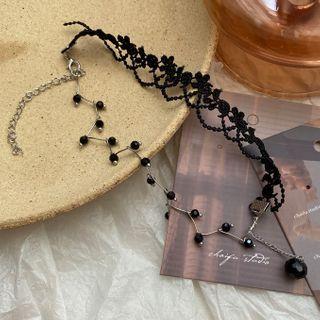Asymmetric Bead Choker