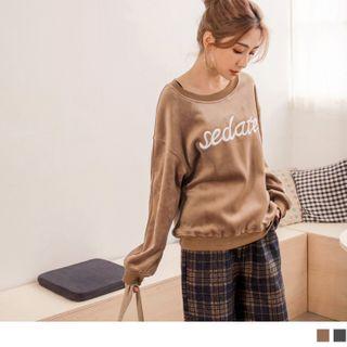 Fleece-lined Letter Embroidered Top