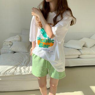 Elbow-sleeve Printed T-shirt / Wide-leg Sweatshorts