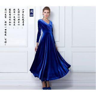 V-neck Long Sleeve Velvet A-line Maxi Dress