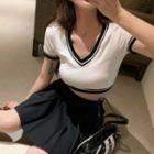 Short-sleeve Contrast Trim Cropped T-shirt Black & White - One Size