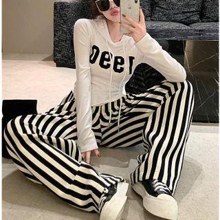 Hooded Crop Top / Striped Wide-leg Pants
