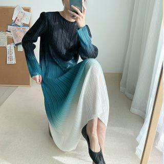 Long-sleeve Tie Dye Pleated Dress