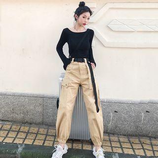 Plain Long-sleeve T-shirt / Cargo Pants