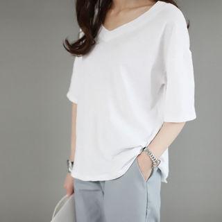 Elbow-sleeve V-neck Cotton T-shirt