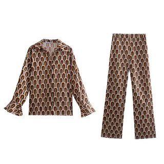 Bell-sleeve Patterned Shirt / High Waist Straight Leg Pants