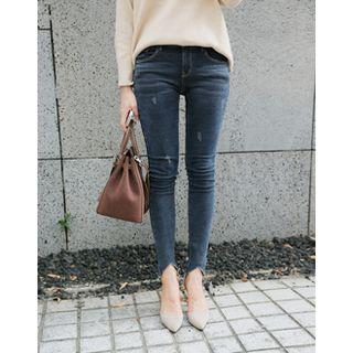 Frey-hem Distressed Jeans