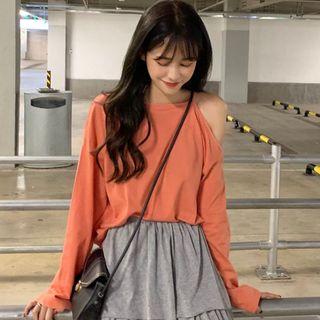Long-sleeve Cut Out T-shirt / Tiered Midi Skirt