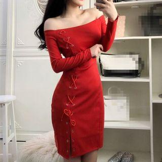 Lace Up Detail Off Shoulder Long Sleeve Dress