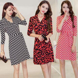 Print 3/4-sleeve Wrap Dress