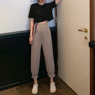 Cropped Short-sleeve T-shirt / Harem Pants