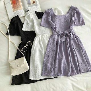 Plain Square-neck Short-sleeve Lace-up Dress