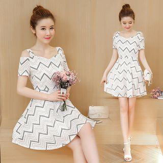 Short-sleeve Cutout Shoulder Printed Dress