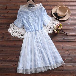Short-sleeve Mesh Paneled Checker A-line Midi Dress