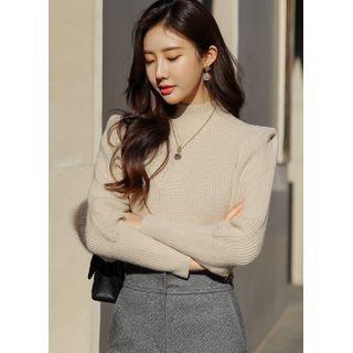 Mock-neck Sharp-shoulder Knit Top