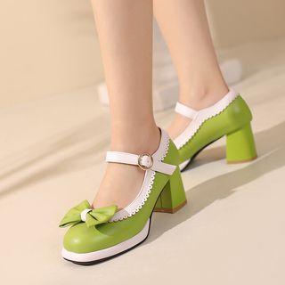 Bow Accent Chunky-heel Sandals