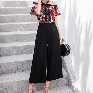 Set: Off-shoulder Printed Top + Pants