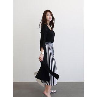 Elastic-waist Striped Wide-leg Pants