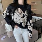 Flower Sweater Black & Off-white - One Size