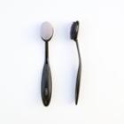 Long Handle Foundation Brush M64 - Black - One Size