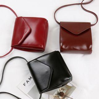 Faux Leather Magnetic Lock Crossbody Satchel
