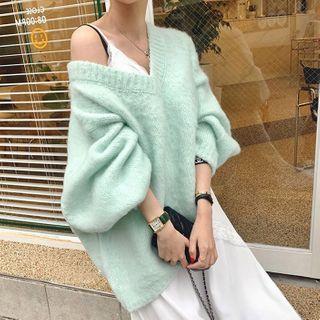 V-neck Sweater Light Green - One Size