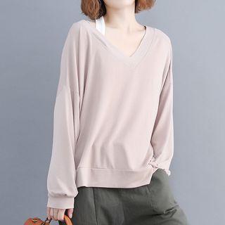 Buttoned Back V-neck Pullover