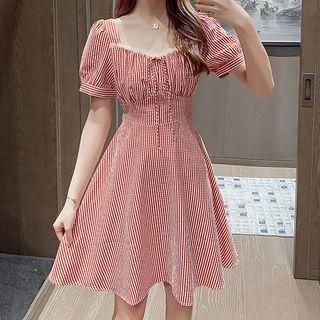 Balloon-sleeve Gingham A-line Dress / Blouse