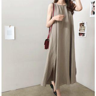 Sleeveless Slit-side A-line Dress