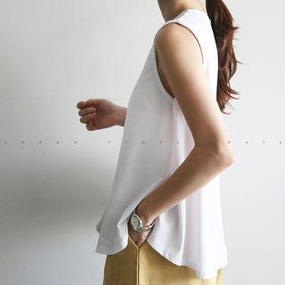 Sleeveless Swing Top