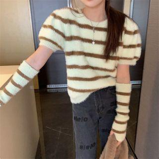 Set: Short-sleeve Striped Knit Top + Arm Sleeves
