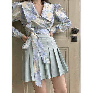 Floral Print Crop Shirt / Pleated Mini Skirt