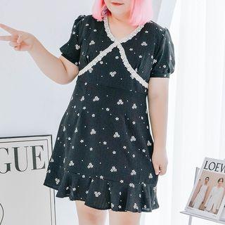 Plus Size Puff-sleeve Floral A-line Dress / Midi Dress