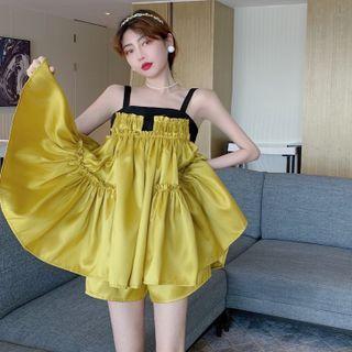 Set: Frilled A-line Sleeveless Top + Shorts