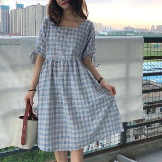 Puff Sleeve Plaid A-line Midi Dress