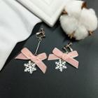 Non-matching Bow Snowflake Dangle Earring