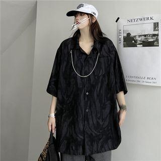 Elbow Sleeve Pattern Chain Accent Oversized Shirt