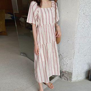 Square-neck Floral Print Tiered Dress